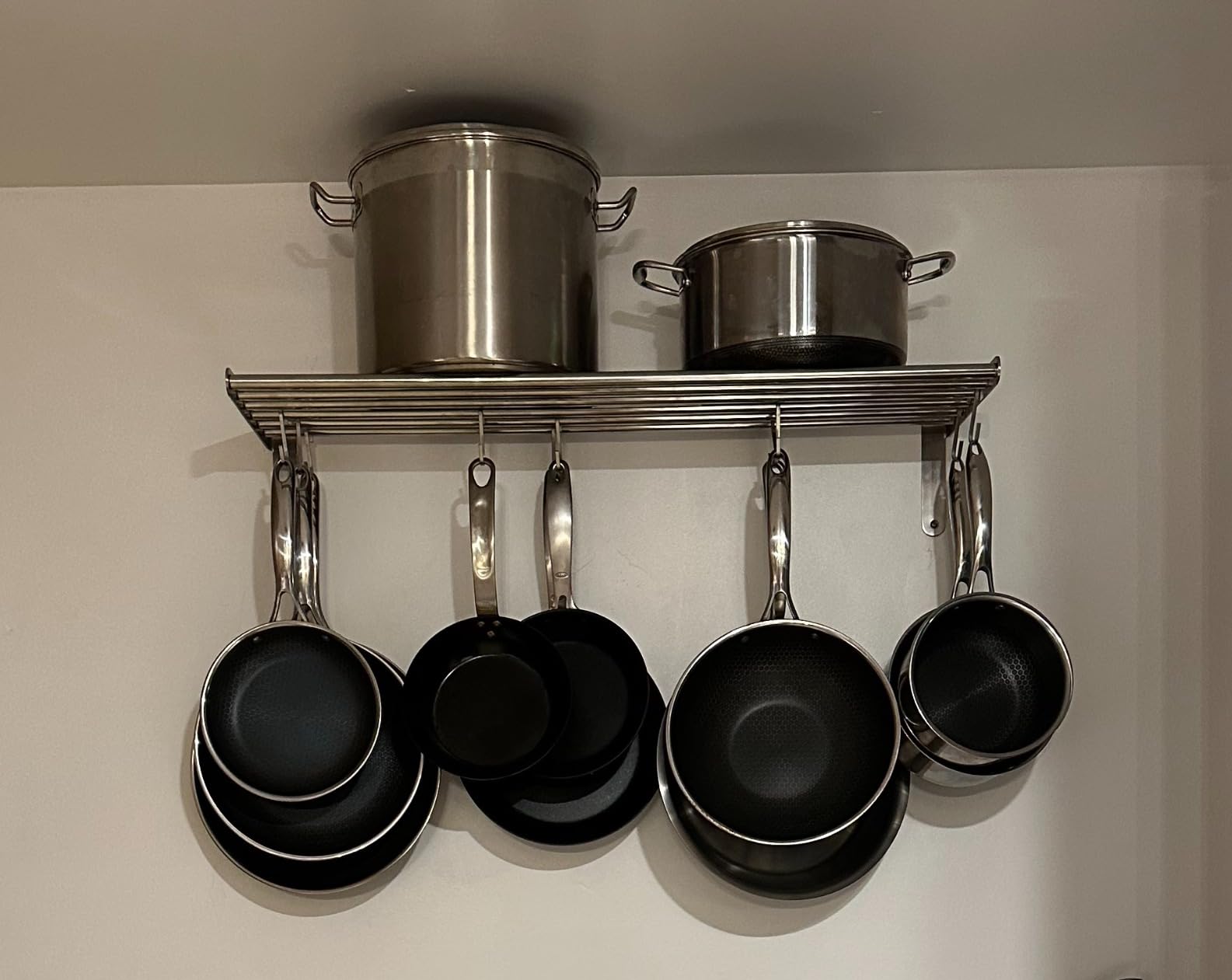 Wallniture Lyon Kitchen Organization and Storage Rack, Stainless Steel Metal Wall Shelf with 10 S Hooks for Hanging Pots and Pans, Chrome customer photo 1