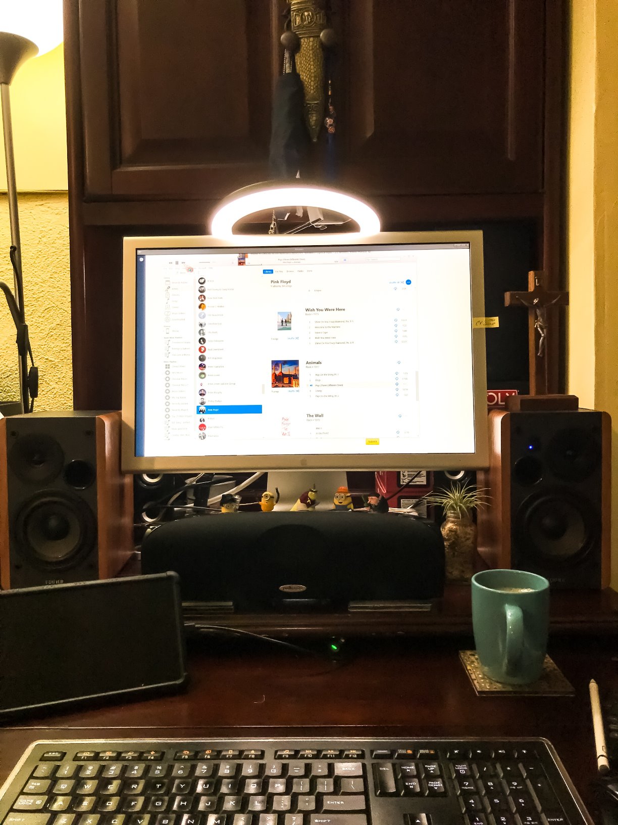 Edifier R1280DBs Active Bluetooth Bookshelf Speakers - Optical Input - 2.0 Wireless Studio Monitor Speaker - 42W RMS with Subwoofer Line Out - Black customer photo 1