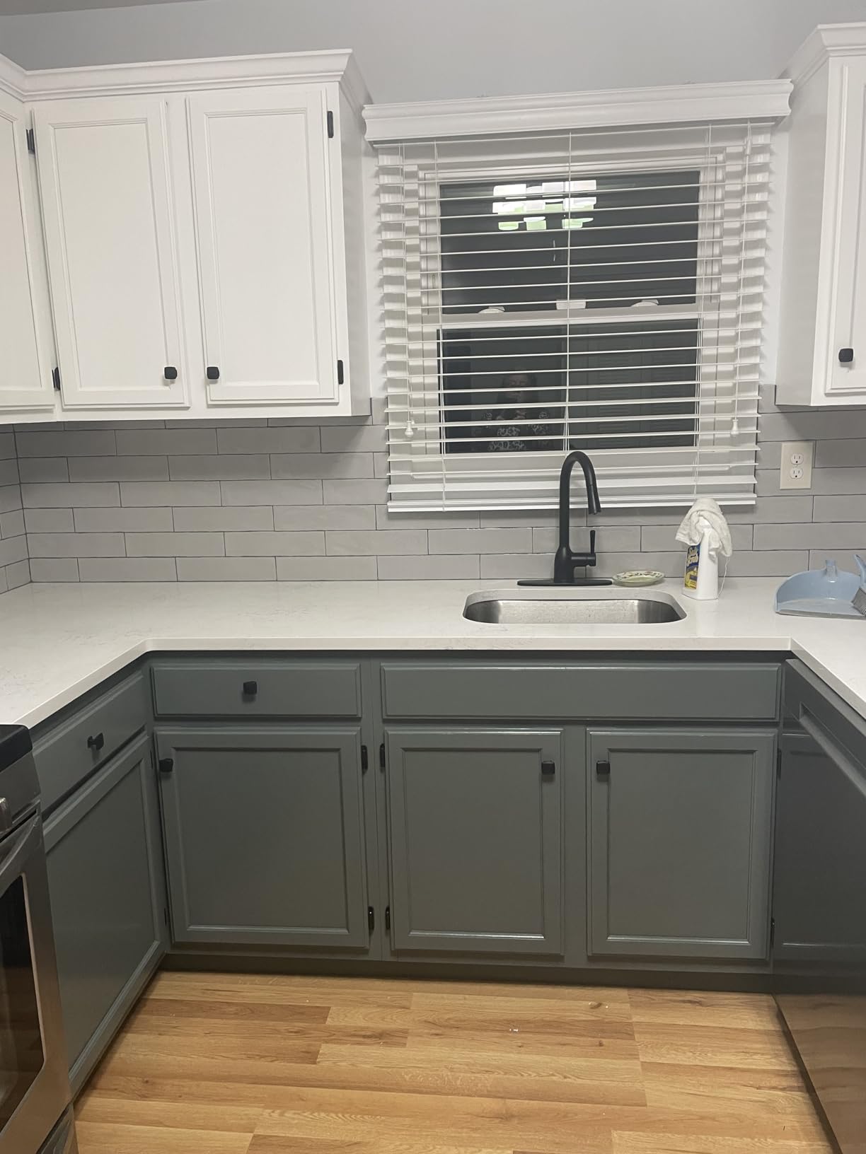 Moen Adler Matte Black One-Handle High Arc Kitchen Sink Faucet with Power Clean, Modern Kitchen Faucet with Pull Down Sprayer, 87233BL customer photo 2