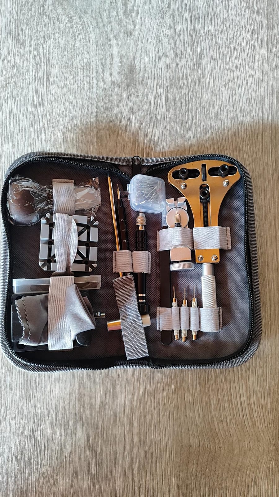 Watch Repair Kit 149IN1: Watch Link Removal & Battery Replacement customer photo 2