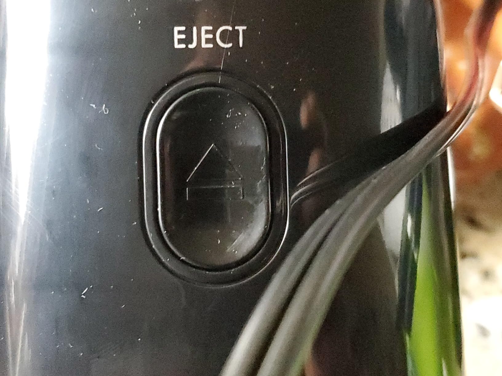 Hamilton Beach FlexCut 2-in-1 Cordless Rechargeable Electric Can Opener | With Removable Automatic Walking Cut Head | Detachable Easy Clean Blade | Opens All Size Cans | Extra Tall | Black | 76611FG customer photo 2