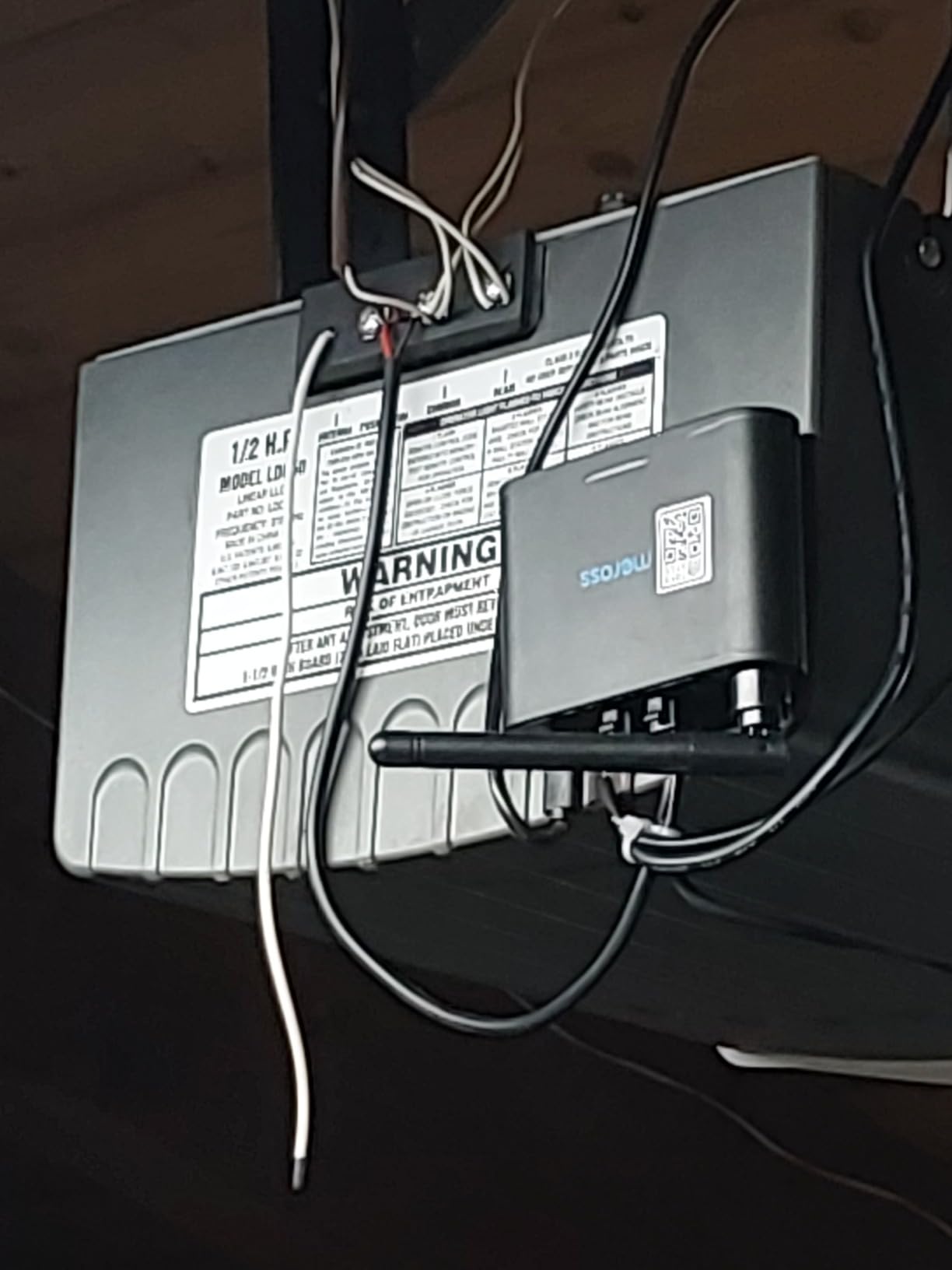 meross Smart Garage Door Opener Remote with External Antenna customer photo 1