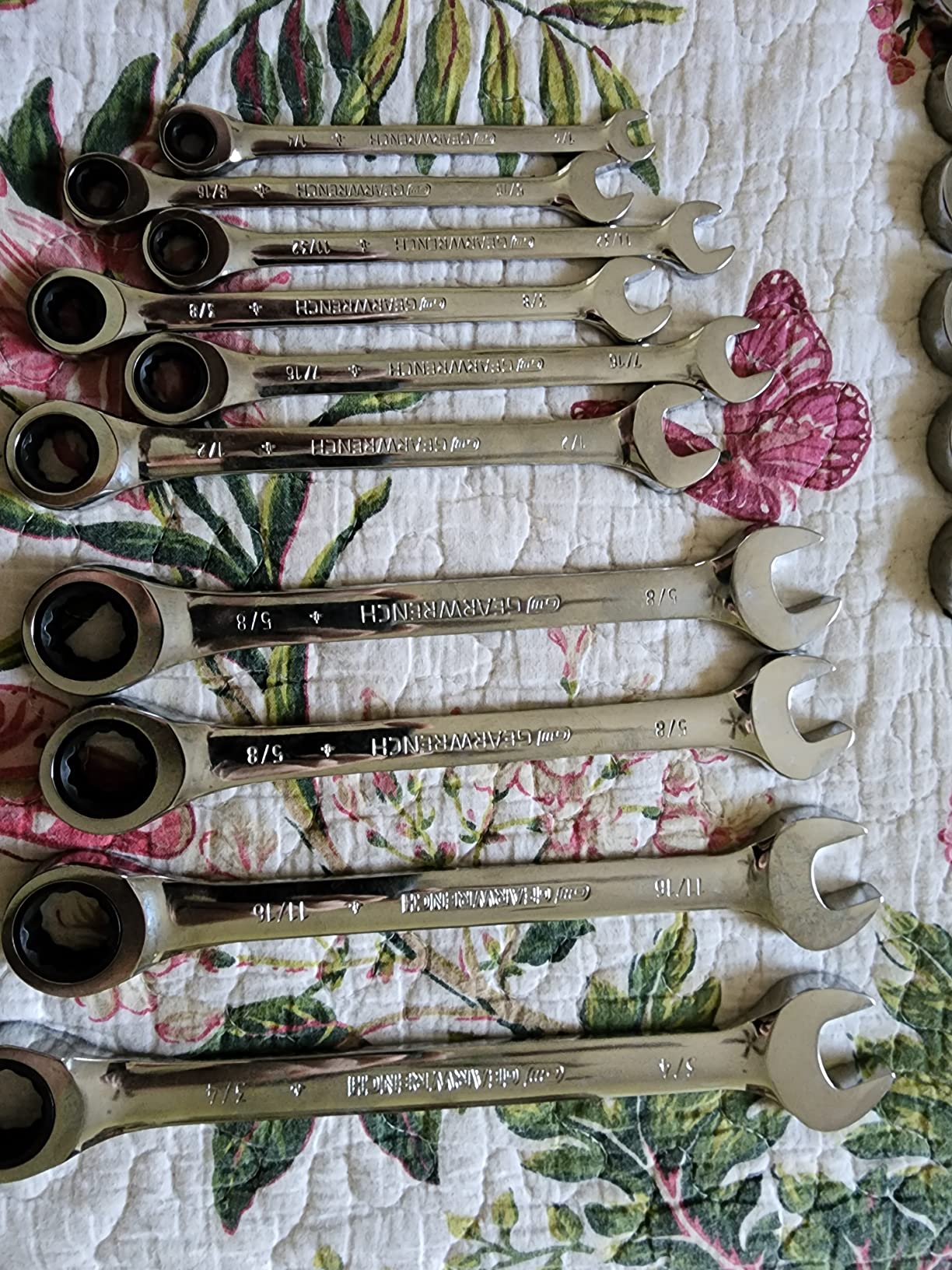 GEARWRENCH 20 Piece SAE/MM Ratcheting Combination Wrench Set | 35720A-02 customer photo 2