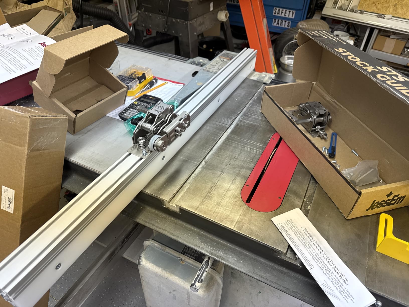 Peachtree Woodworking Supply Uni Style Table Saw Fence with Sacrificial customer photo 1
