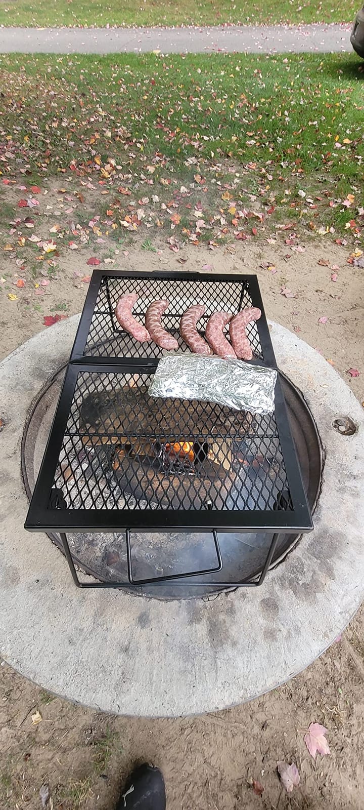 REDCAMP Folding Campfire Grill Heavy Duty Steel Grate, Portable Over Fire Camp Grill for Outdoor Open Flame Cooking Large customer photo 2