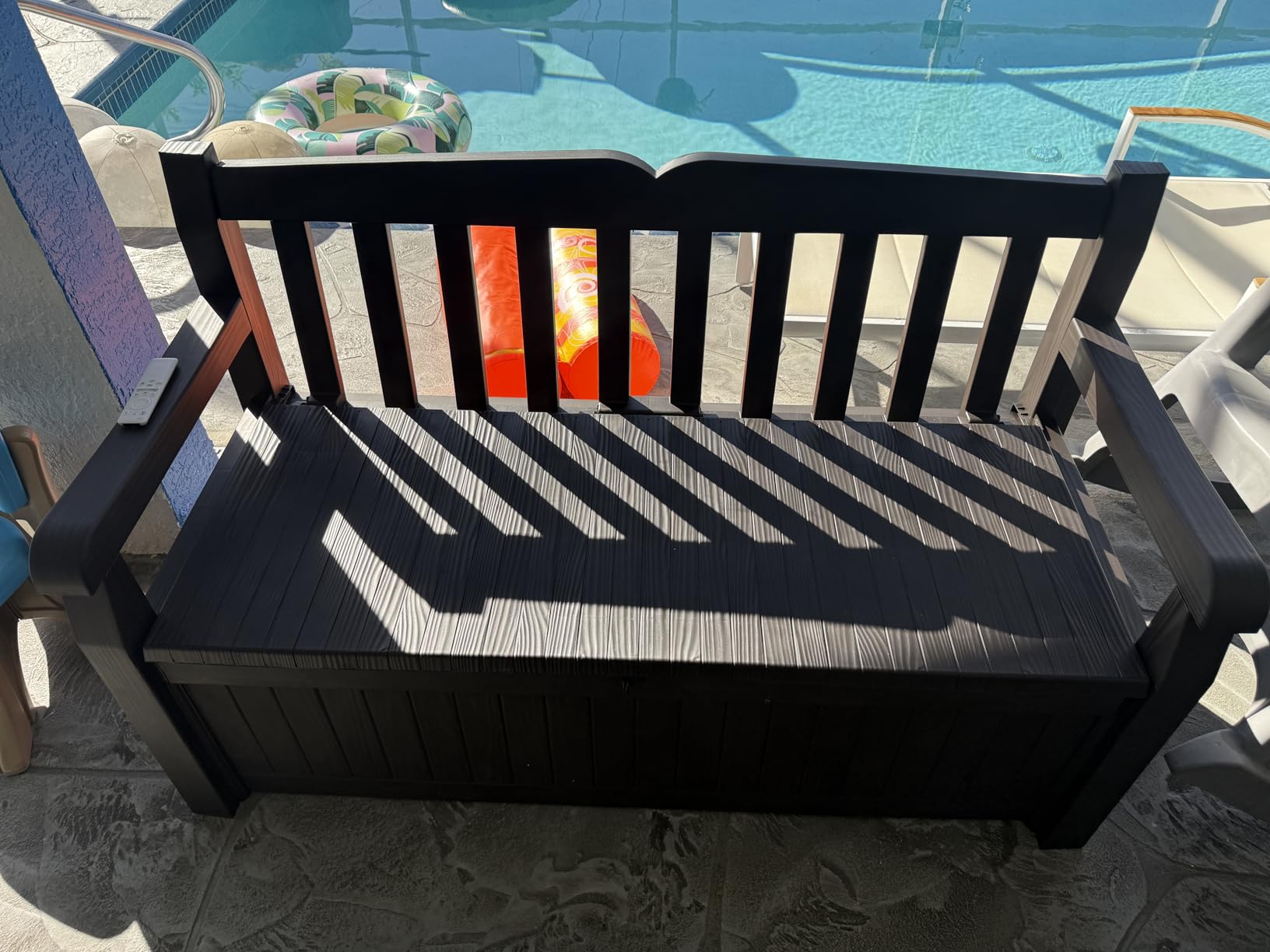 Keter Solana 70 Gal Outdoor Storage Bench for Patio and Pool Accessories | Brown, Resin, Seating, Weatherproof, Lockable, Durable, Easy Assembly, Organization, Patio Cushions Storage, Garden Tools customer photo 1