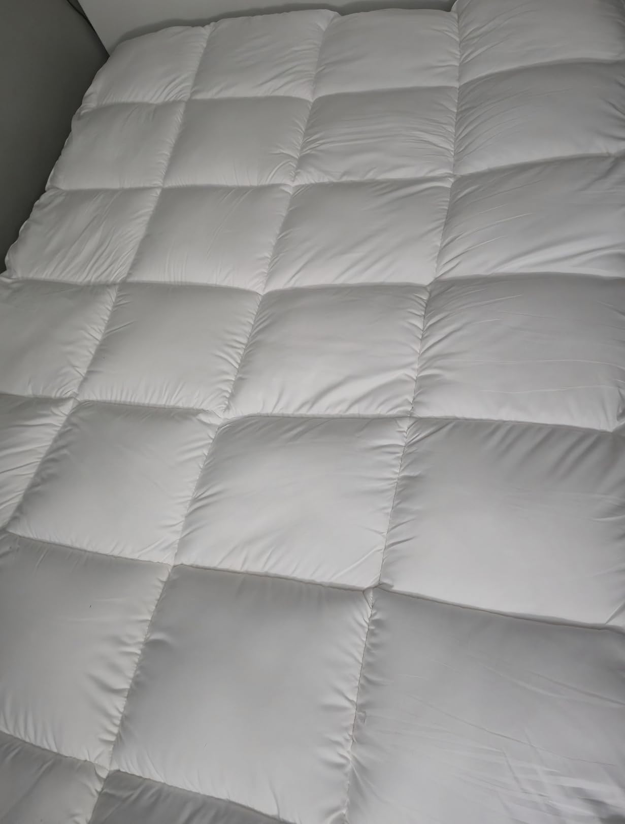 ELEMUSE Twin XL Mattress Topper for College Dorm, Thick Pillow Top Bed Pad customer photo 1