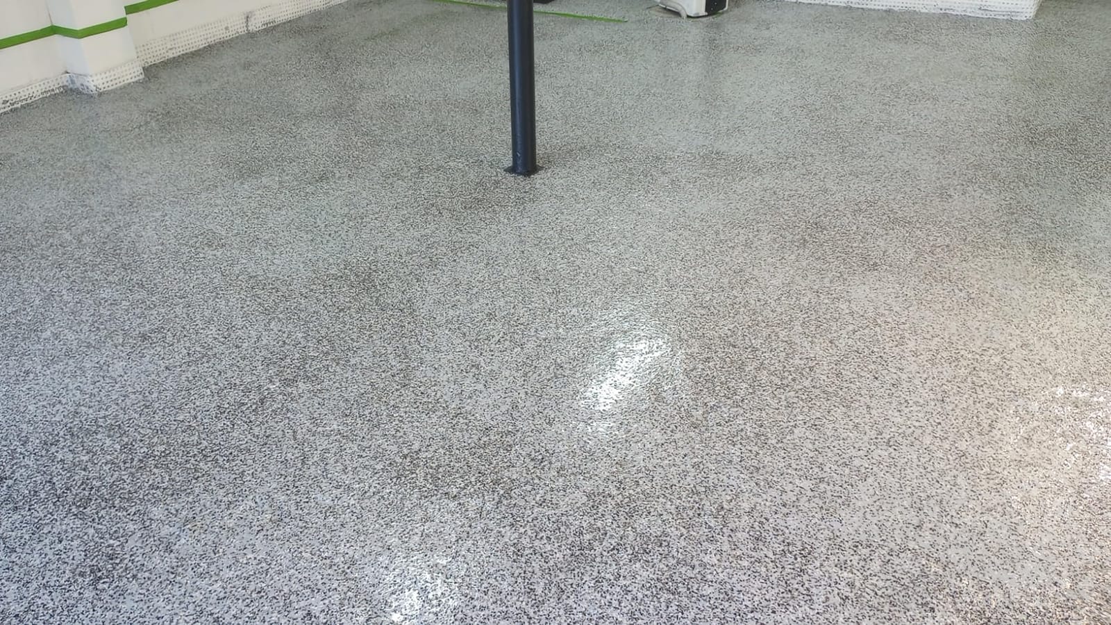 Everflow MPC Epoxy Resin Floor Coating Kit, Grey, 3 Gallon customer photo 1