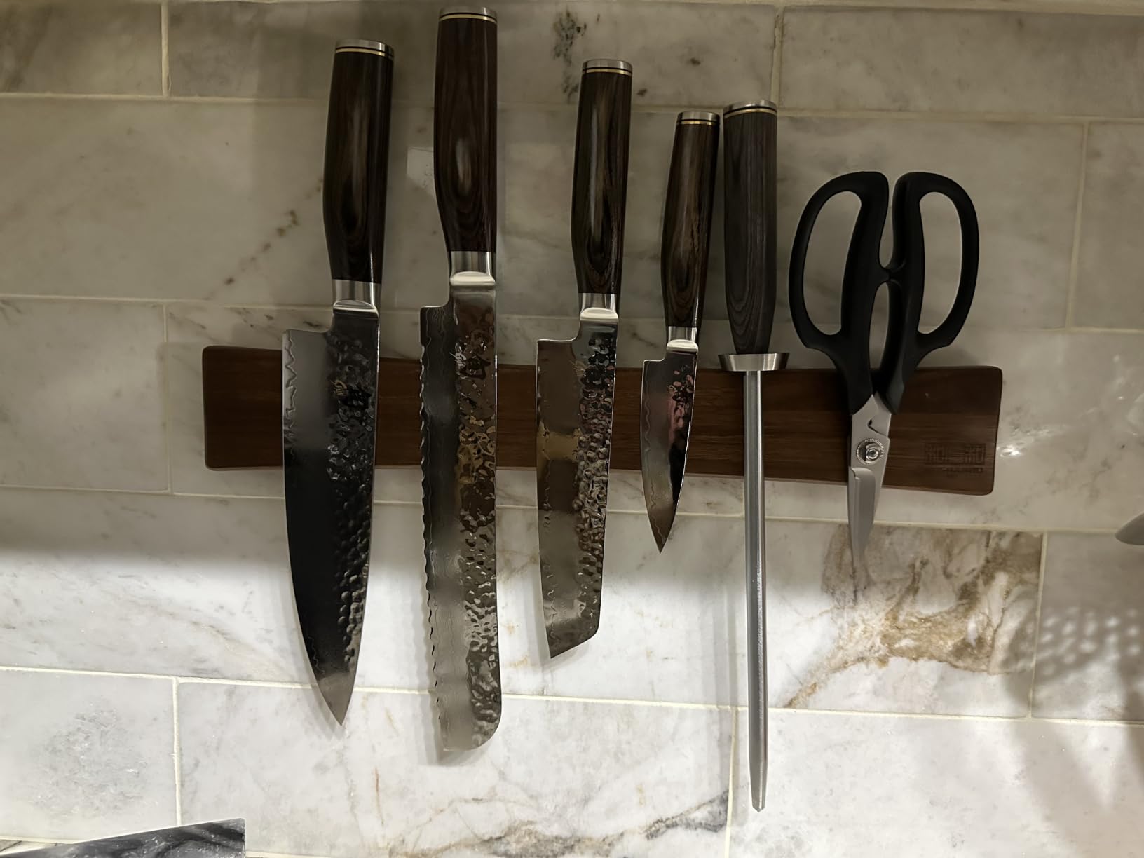 HOSHANHO Magnetic Knife Strips, Magnetic Knife Holder for Wall 16 Inch | Acacia Wood Knife Magnetic Strip Use as Knife Bar, Knife Holder for Kitchen Utensil Organizer, Ideal Cooking Gift for Chef customer photo 2