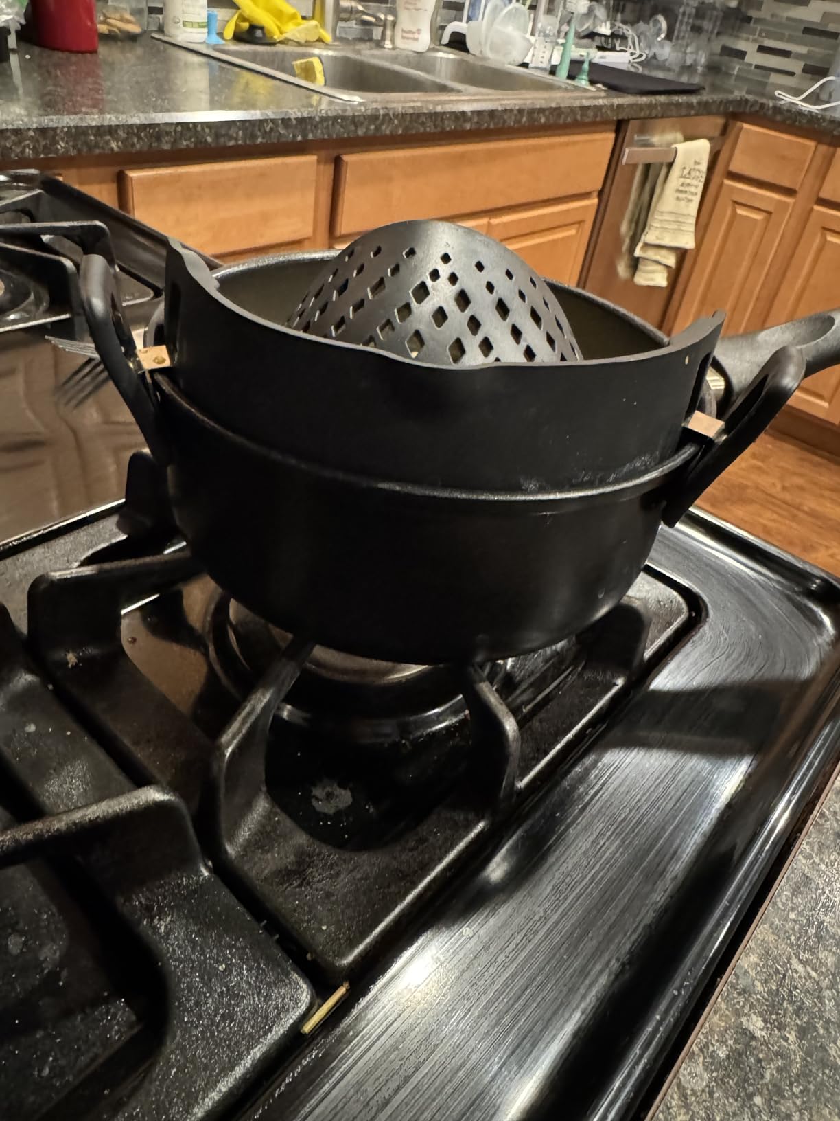 2 Pcs Clip on Strainer, Pot Strainer for Pasta Meat Vegetables Fruit, Silicone Strainers - Fit All Pots Bowls customer photo 2