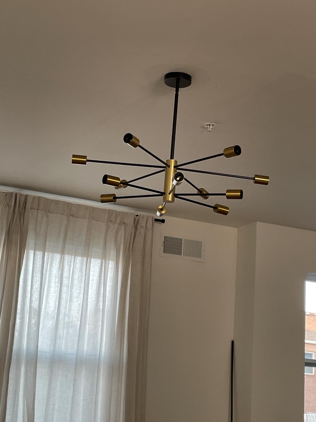 RUIYEY Modern Sputnik Chandeliers Black and Gold Mid Century Chandelier 8-Light Dining Room Light Fixture Height Adjustable Ceiling Lights Farmhouse Chandeliers for Kitchen Island Living Room customer photo 1