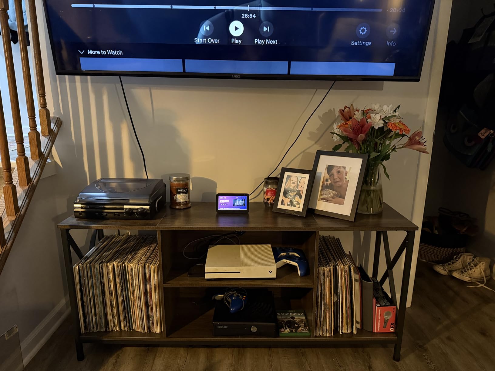 Yaheetech TV Stand Fits 65 Inch, Living Room X-Frame Console Table, Gray customer photo 1