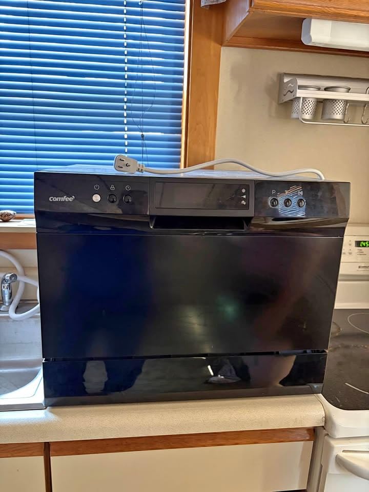 COMFEE' Countertop Dishwasher Portable, 6 Place Settings, Energy Star customer photo 1
