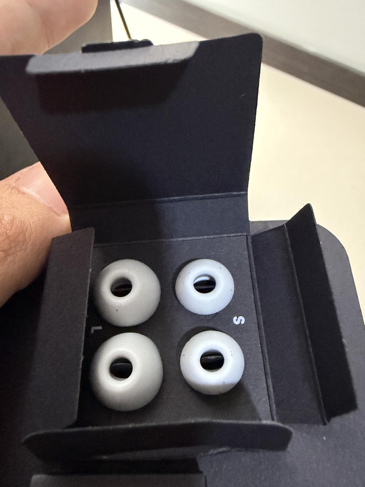 Beats Studio Buds - True Wireless Noise Cancelling Earbuds - Compatible with Apple & Android, Built-in Microphone, IPX4 Rating, Sweat Resistant Earphones, Class 1 Bluetooth Headphones - Black customer photo 1