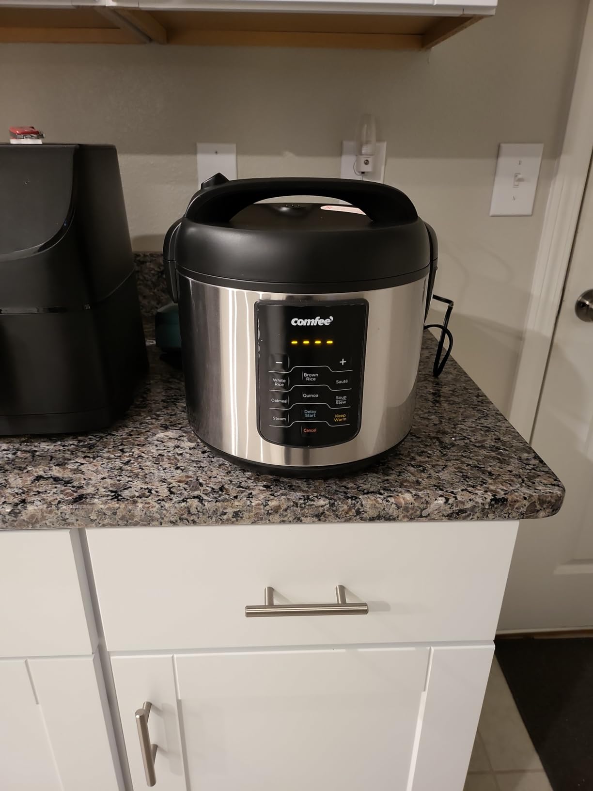 COMFEE' Large Rice Cooker with 8-Functions, 10-Cups Uncooked Rice customer photo 1