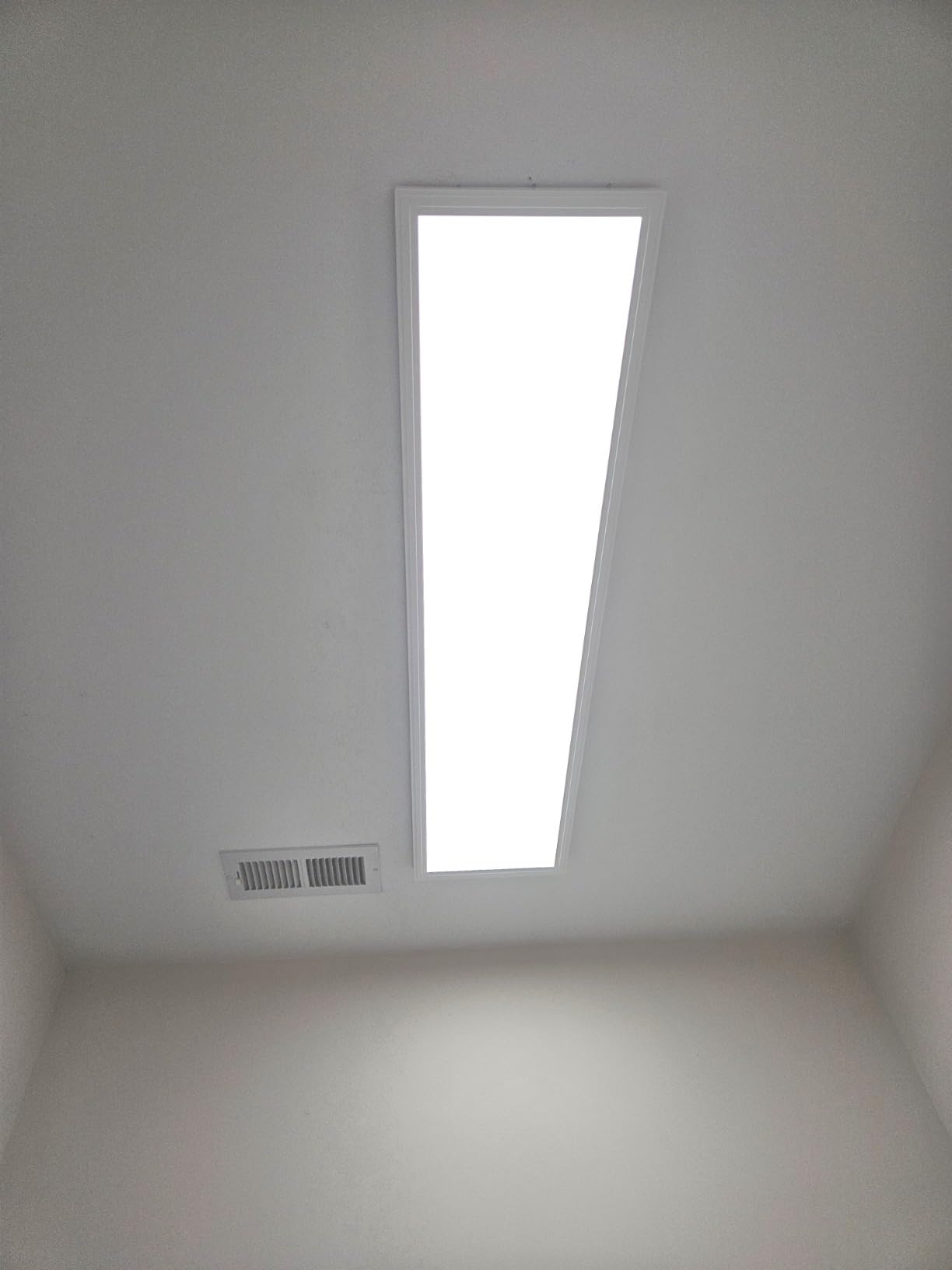 Lithonia Lighting 1x4 LED Flat Panel Light, 4000 Lumens, 3500K/4000K/5000K | CPANL 1 Ft. x 4 Ft. LED Light Panel, Ceiling Lighting Fixture, 3-in-1 Switchable CCT, Includes Ceiling Mount Bracket, White customer photo 2
