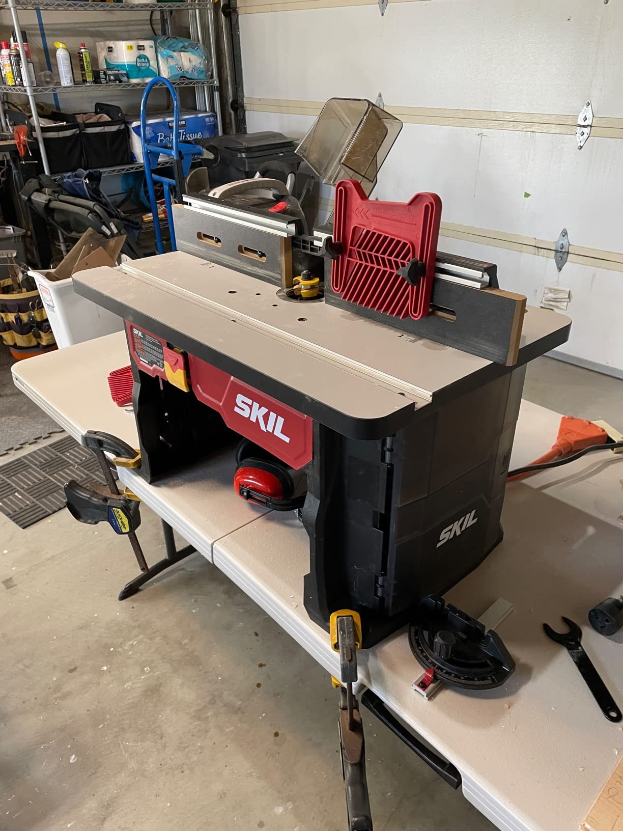 SKIL RT1323-01 Router Table and 10Amp Fixed Base Router Kit customer photo 1