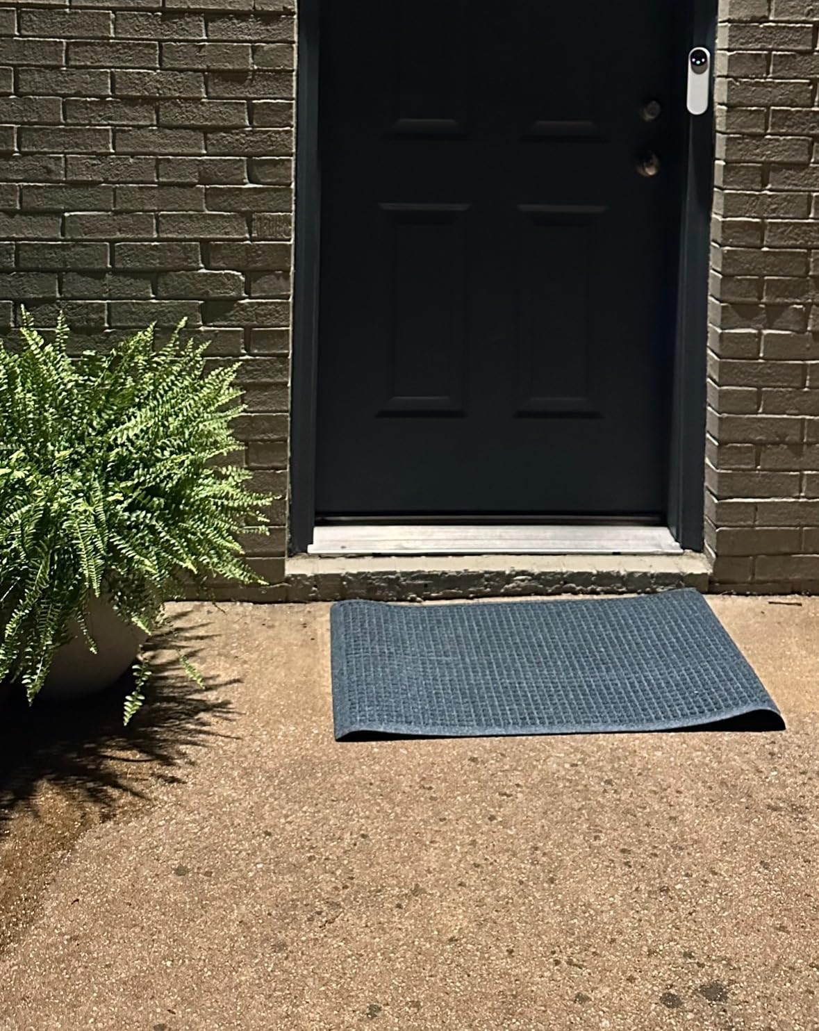 WaterHog Squares Front Door Mat Indoor Outdoor Entrance, All-Weather Mats | Heavy Duty Outdoor Doormats, Non-Slip Rubber Backing, Dirt & Moisture Trapper, Low Profile, Made in USA, 23