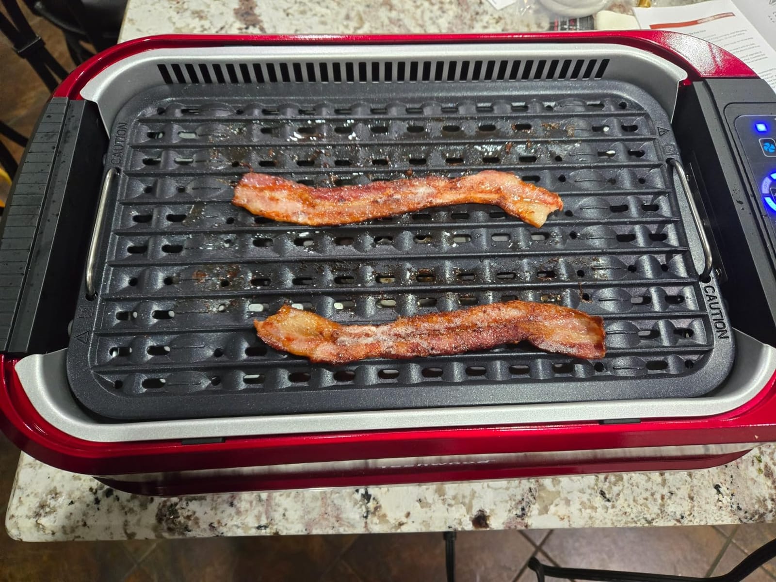 Techwood Indoor Grill Smokeless Grill, Electric Korean BBQ Grill with Glass Lid, Turbo Smoke Extractor Technology, 1500W customer photo 2