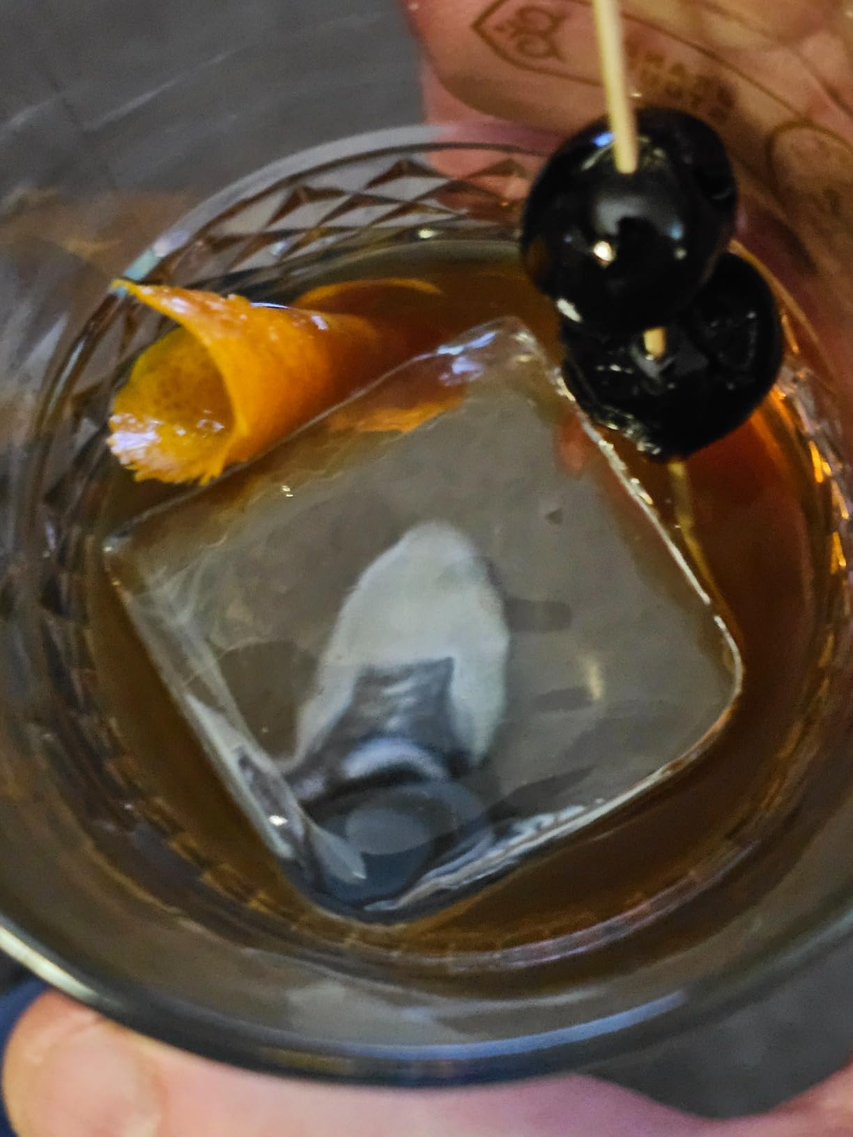 Bangp Crystal Clear Ice Cube Maker with Reusable Ice Storage Bag customer photo 1