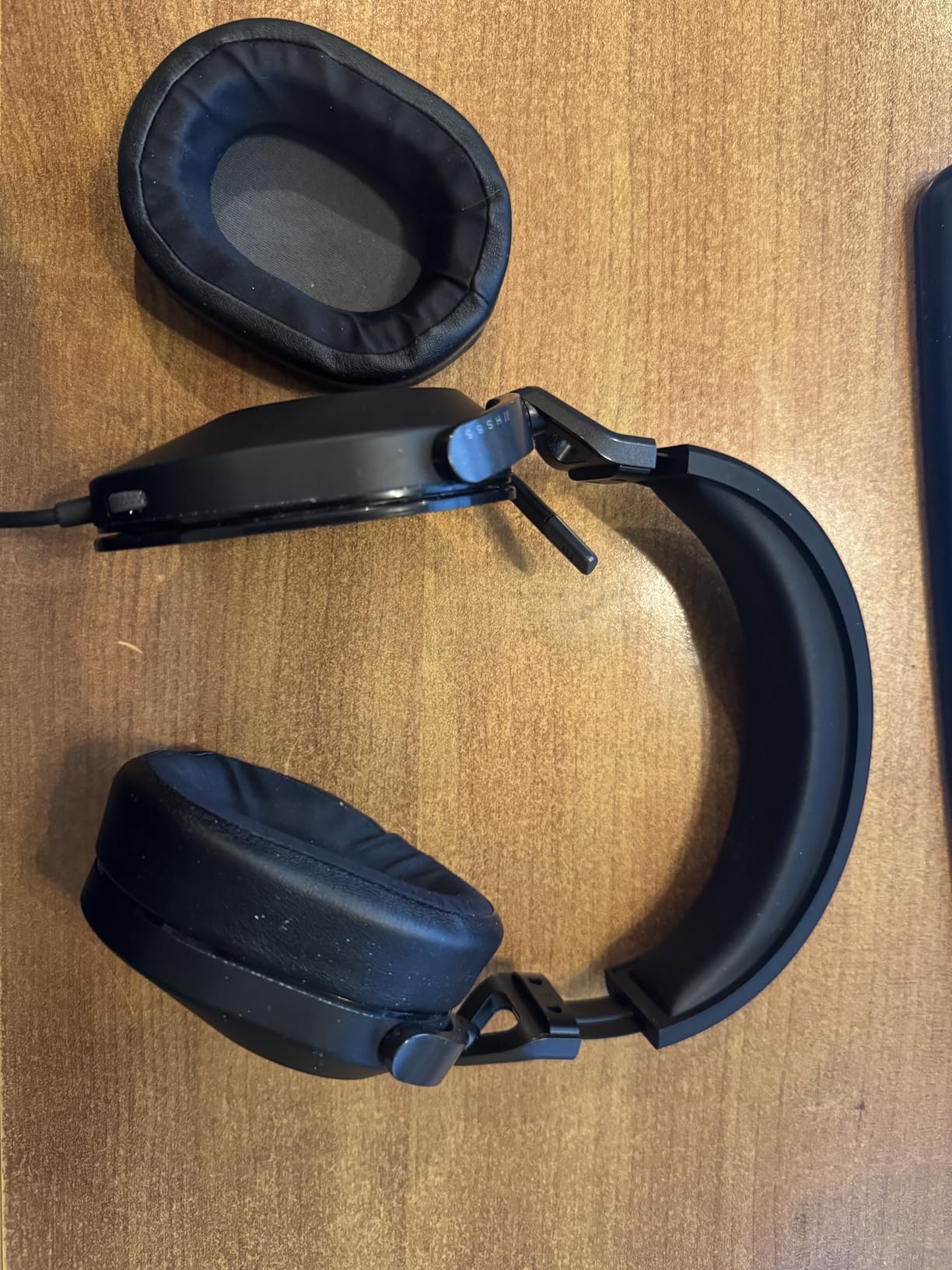 Corsair HS65 Surround Wired 3.5mm PC PS5 Xbox Switch Gaming Headset – Black customer photo 1
