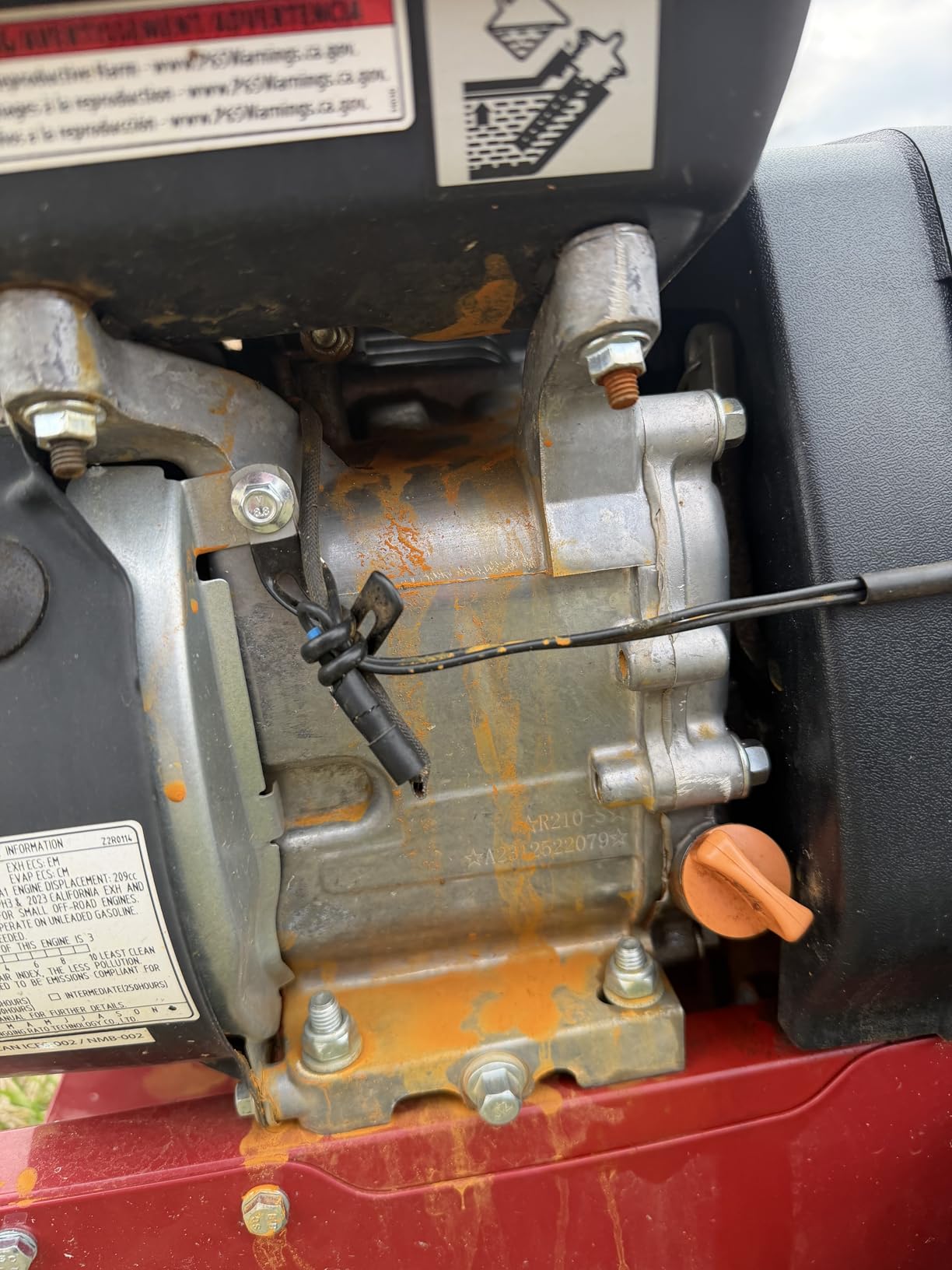 EARTHQUAKE Victory Rear Tine Tiller, 209cc 4-Cycle Viper Engine, Counter-Rotating Tines customer photo 2
