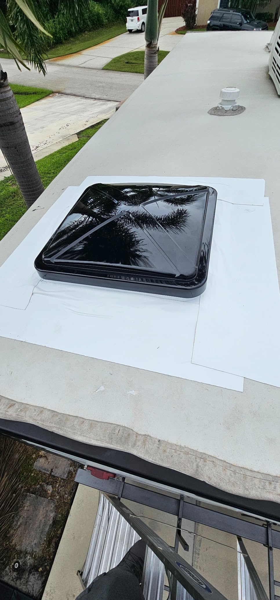 RV Roof Vent Fan 6-Speed-Reversible customer photo 2