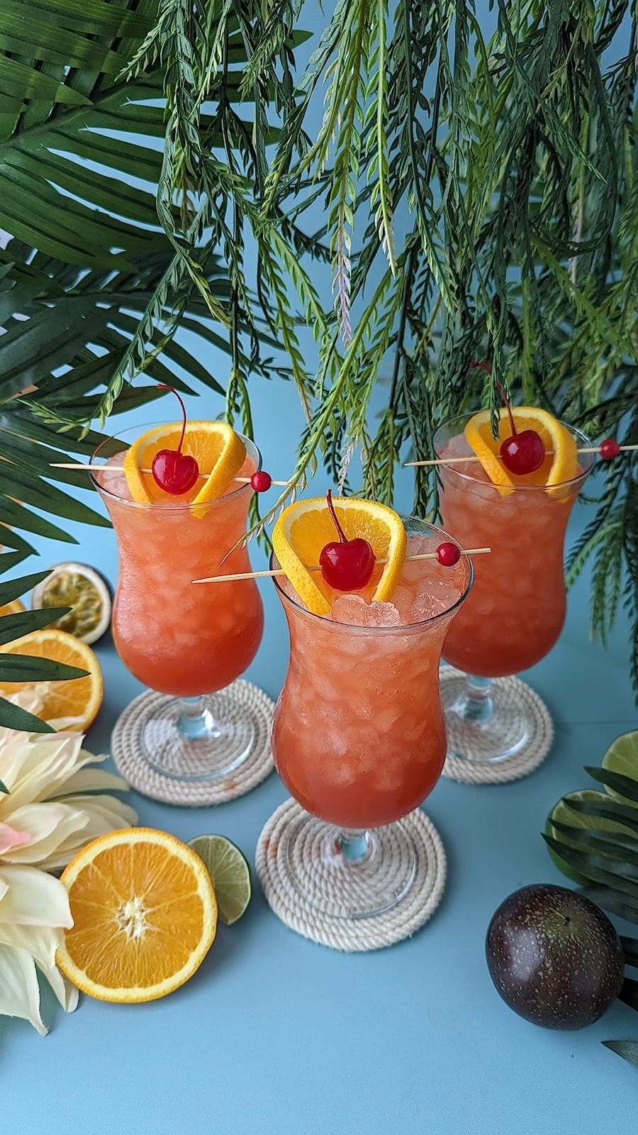 Vikko Hurricane Glasses, Set of 4 Pina Colada Glasses, 15.5 Ounce Cocktails Glasses Set, Durable Dishwasher Safe Party Glass customer photo 2