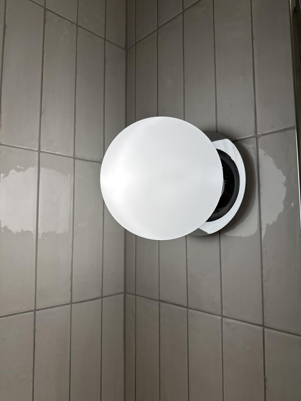 Wall Sconces, 1 Light Modern Globe Sconce in Matte Black, Wall Light for Bedroom Bathroom Living Room & Hallway Vanity Lighting, Ceiling Light Fixture customer photo 1