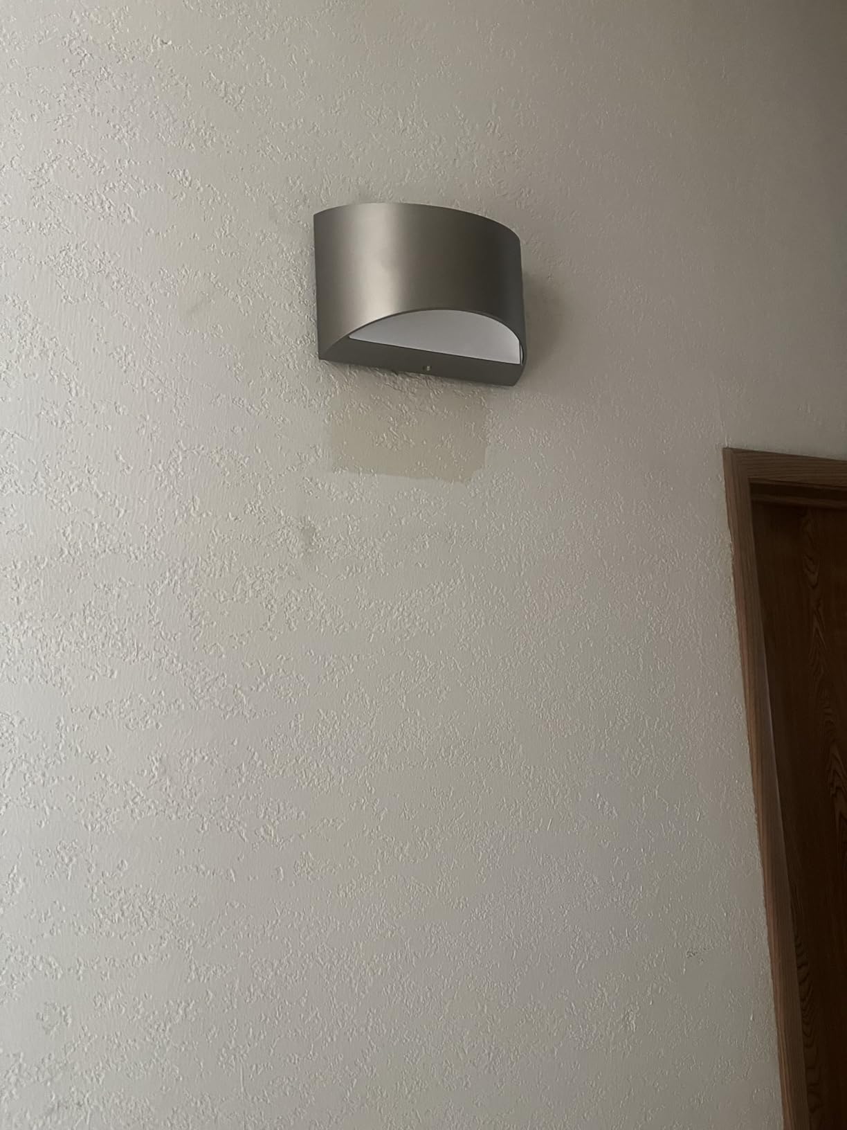Aipsun Black Modern LED Wall Sconce Indoor Wall Lights 1 Pack Hardwired Up and Down Wall Mount Light for Living Room Bedroom Hallway Corridor Conservatory Warm White 3000K (with G9 Bulbs) customer photo 2