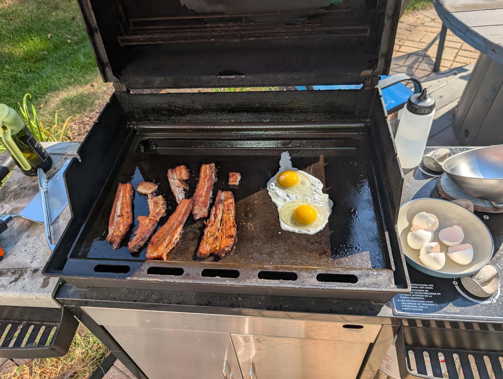 Weber Rust-Resistant Griddle Insert | Fits Searwood & Select Large Spirit Grills, Pre-Seasoned Carbon-Steel Griddle Insert for Outdoor Flat-Top Cooking customer photo 2