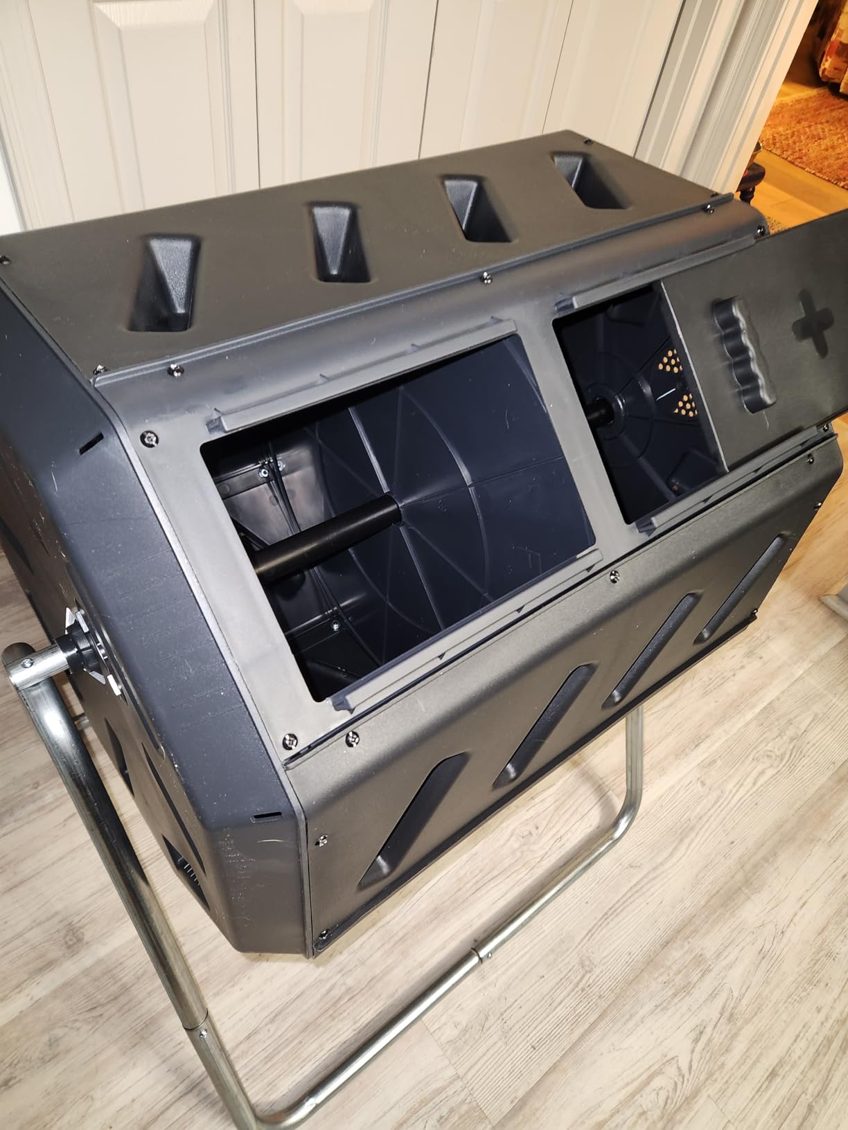 FCMP Outdoor IM2000 Tumbling Composter Canadian-Made, 100% Recycled Resin - Outdoor Rotating Compost Tumbler Bin for Garden, Kitchen, and Yard Waste, Black (22 Gallon) customer photo 1