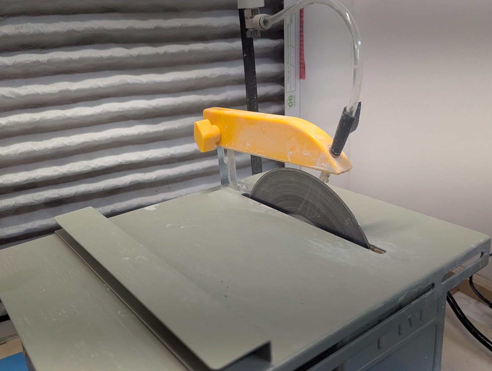 Lapidary Wet Saw with 100 cm Flexible Shaft 110V for Rock Cutting | 200W 30mm Jewelry Cutting Machine, Water Drip System, 0-10000 RPM customer photo 2