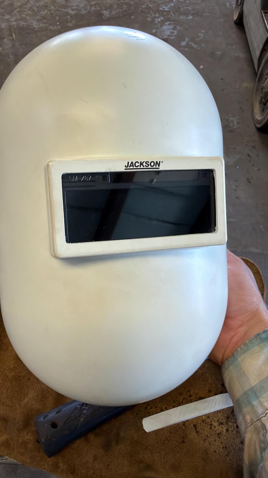 Jackson Safety PL280 Pipeline Welding Helmet Shade 10 Flip Front ANSI Z87.1 | Compact Bucket-style Welding Hood, Super Tuff Nylon, 2
