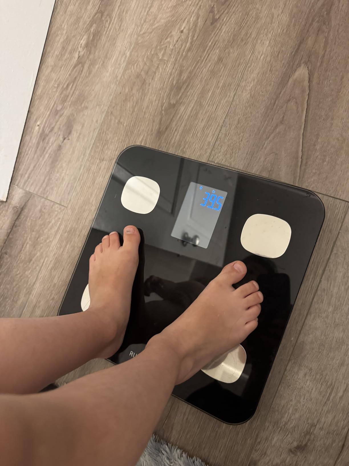 RunStar Smart Scale for Body Weight, High Accuracy Digital Bathroom Scale with Large Display for BMI Muscle Mass Heart Rate, 22 Body Composition Analyzer Sync with Fitness App, 400lb customer photo 2