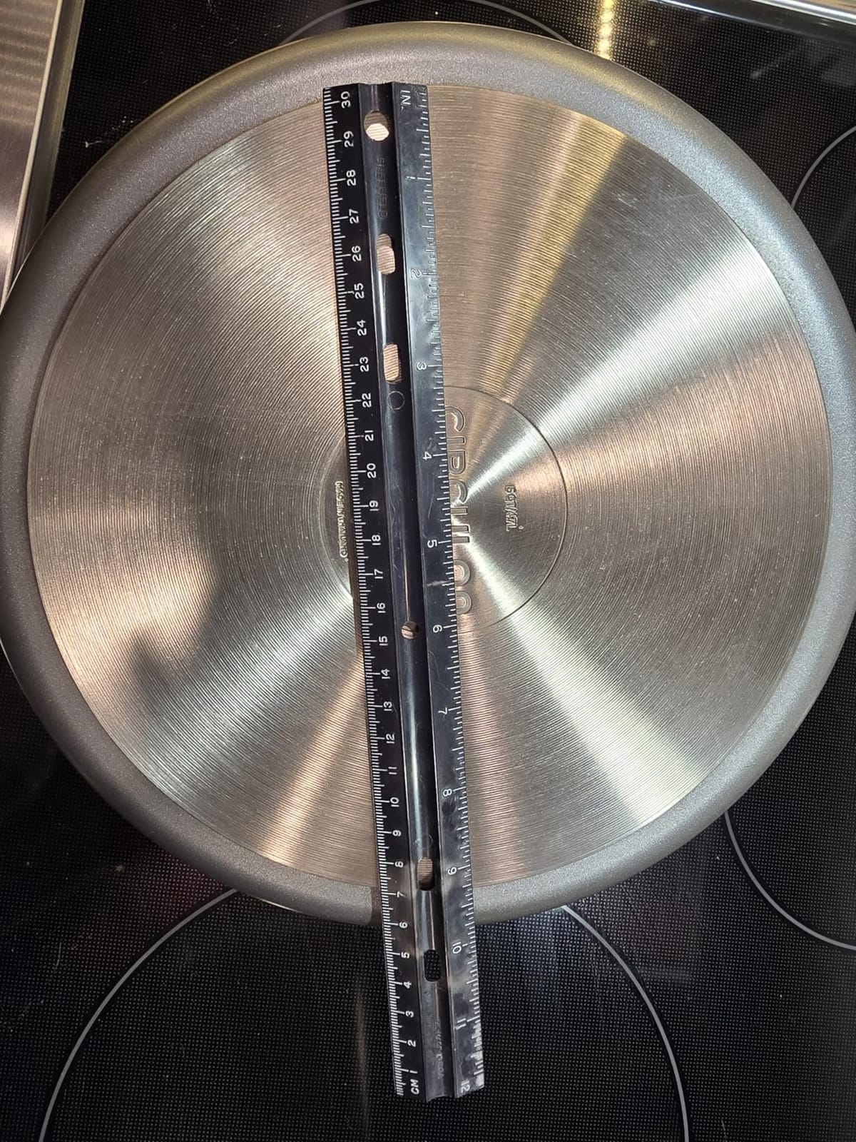 Circulon A1 Series Nonstick Straining Sauce Pan with Lid, 2-Quart, Graphite customer photo 2