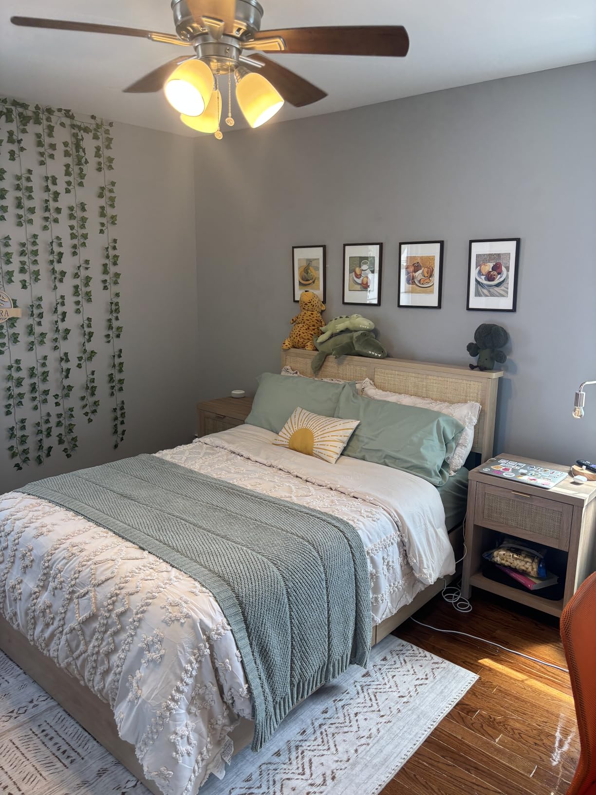 Yechen Queen Bed Frame with Natural Rattan Headboard and Wooden 4 Storage Drawers, Metal Platform with Strong Wooden Slats Support, Boho Cane Bed Mattress Foundation, No Box Spring Needed customer photo 2