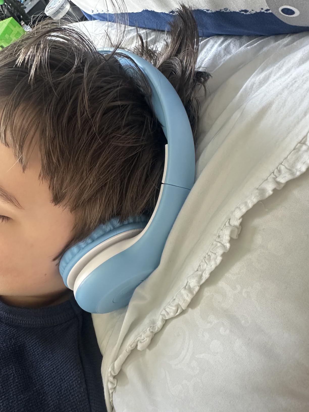 EarFun K2 Kids Bluetooth Headphones for School, Kids Headphones with Mic customer photo 1