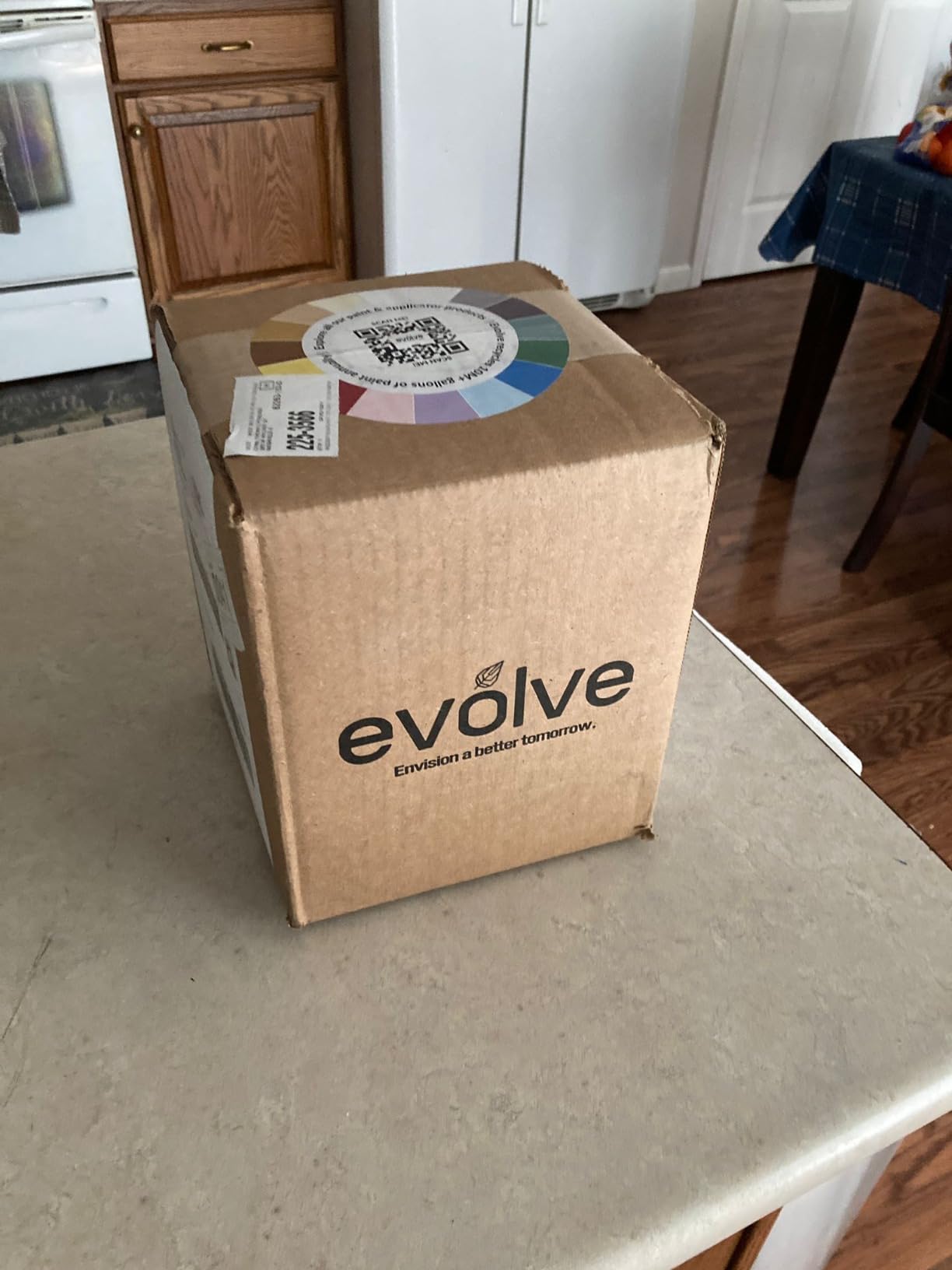 EVOLVE Ultimate White Paint & Primer in One, Semi-Gloss White, 1 Gallon - Interior & Exterior, One-Coat Coverage, Excellent Hide, Low Odor, Low VOC, Washable Paint for Walls, Ceilings & Trim customer photo 2