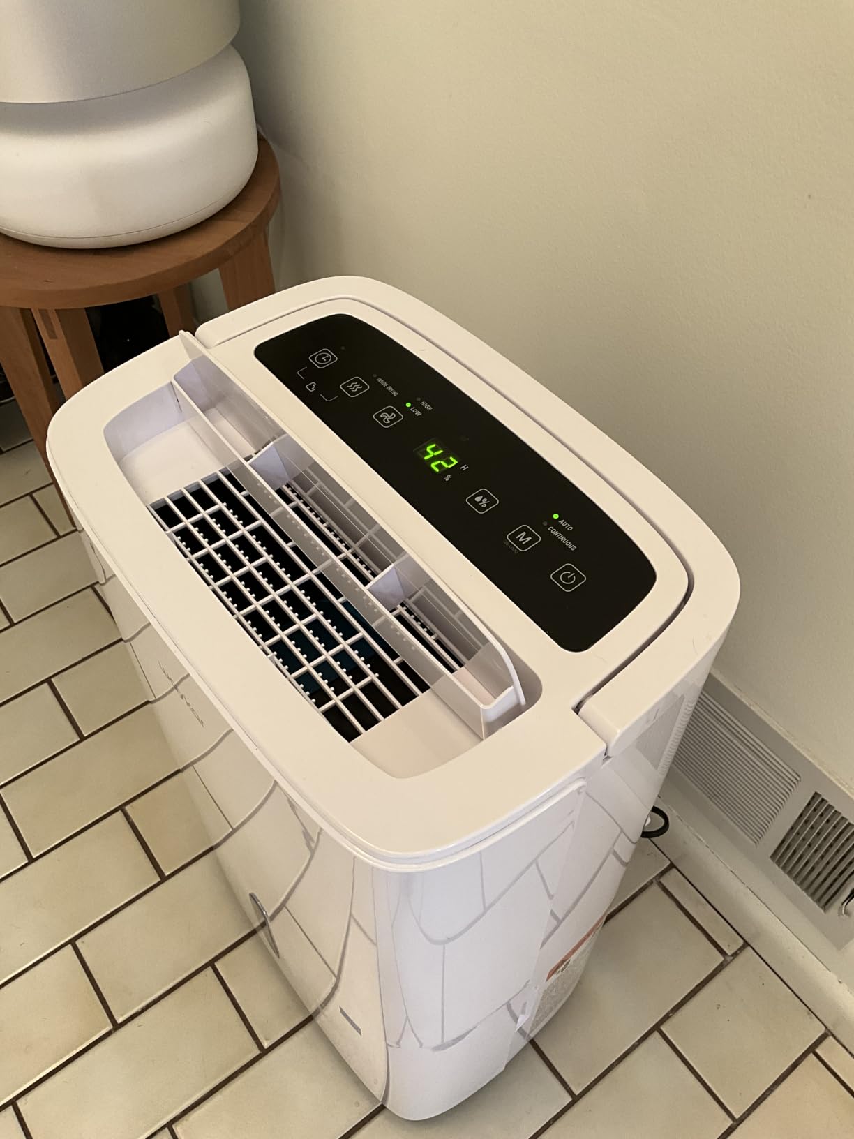 Waykar 80 Pints 2025 Energy Star Dehumidifier for Home up to 5,000 Sq. Ft, Ideal for Basement, Bathroom and Large Room with Drain Hose, Portable, Auto Defrost and Self-Drying customer photo 2