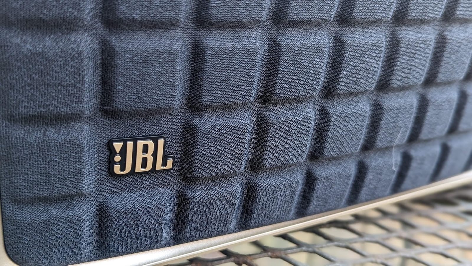 JBL Authentics 300 Portable Smart Speaker with Voice Control - Black customer photo 1