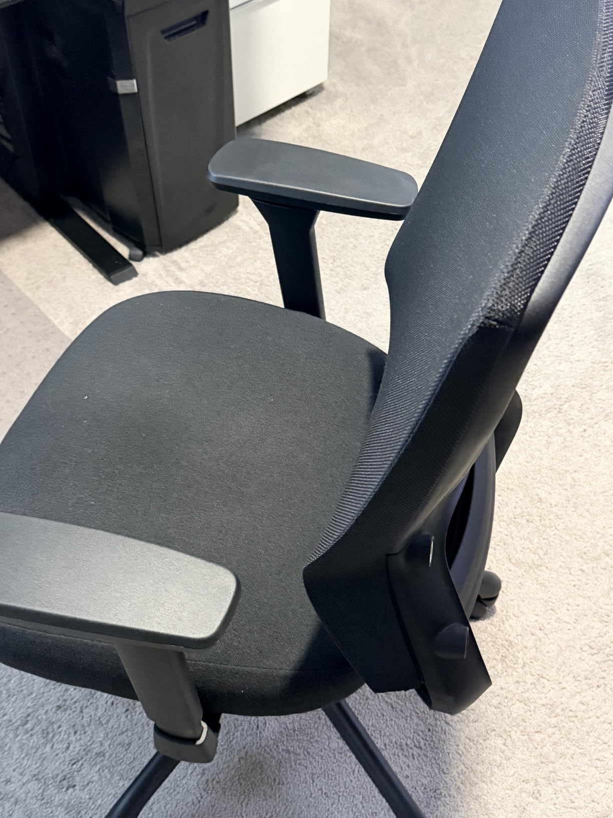 ELABEST Ergonomic Mesh Office Chair, Comfy Computer Desk Chair - BIFMA 5.1 Certified Commercial Swivel Task Chair for Home Office - Adjustable Lumbar Support & Armrests, Tilt Function, Wide Seat (Black) customer photo 2
