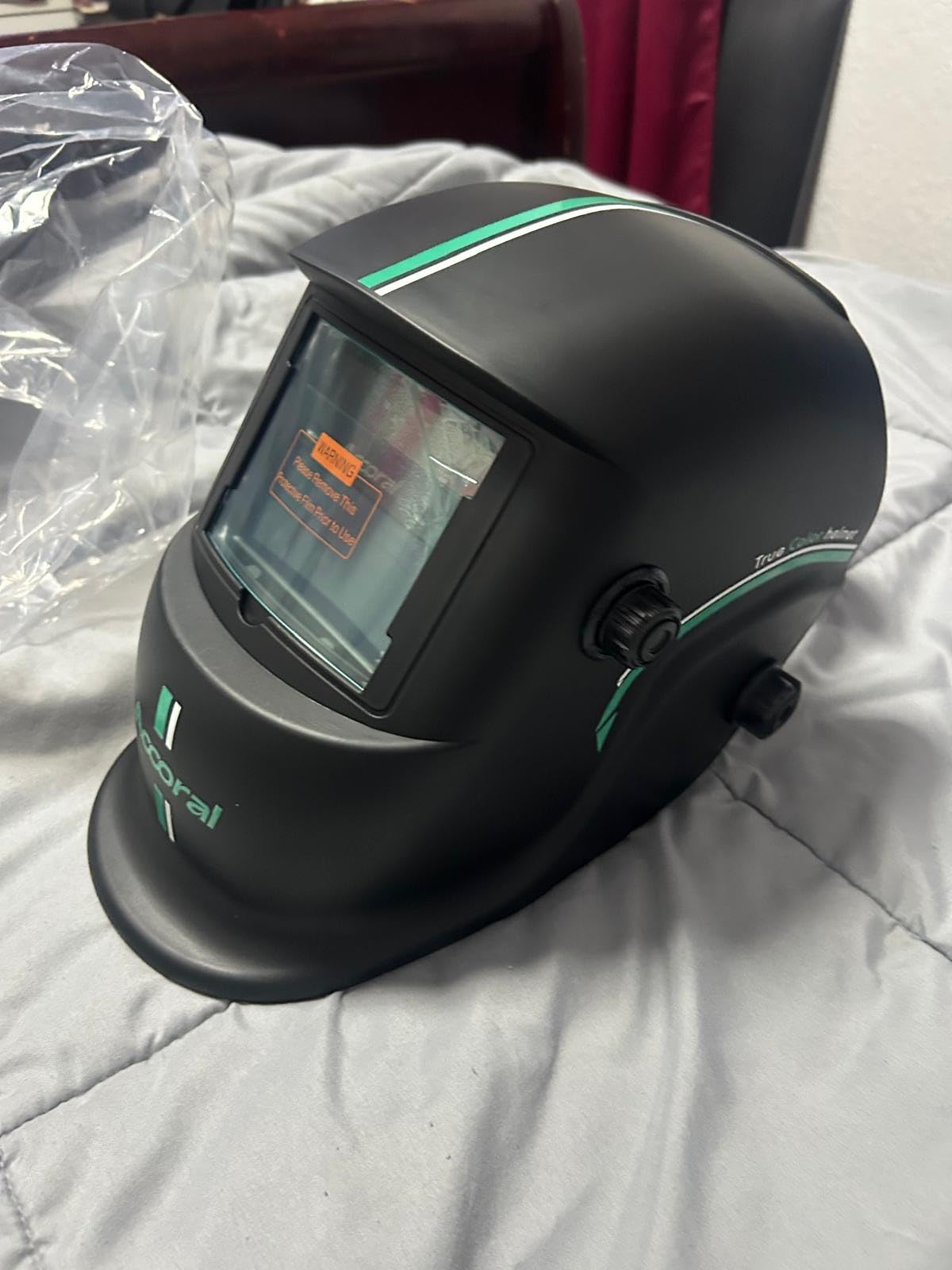 Auto-Darkening Welding Helmet, True Color, Shade 4/9-13 | 3.64 x 1.67 in viewing screen, 2 arc sensors, 1/25,000-second auto-darkening response, adjustable sensitivity and delay customer photo 1