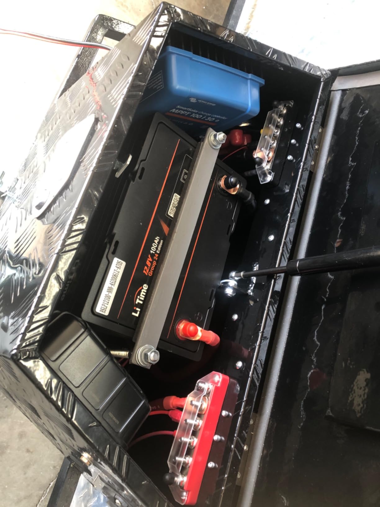 Litime 12v 100Ah RV LiFePO4 Lithium Battery for Van, Marine, Off-Grid customer photo 2
