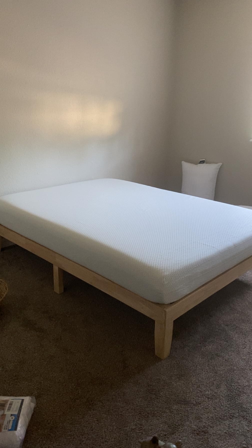 Zinus Memory Foam 8 Inch Green Tea Mattress, Short Queen, Ivory customer photo 1