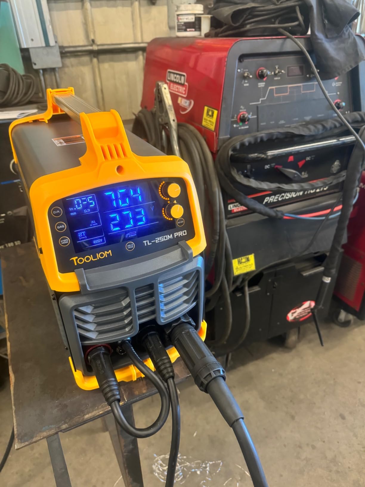 TOOLIOM 200A TIG Welder with Pulse, 110V/220V Dual Voltage | 4 in 1 DC TIG/spot TIG/pulse TIG/stick multiprocess TIG welder, large digital display customer photo 2