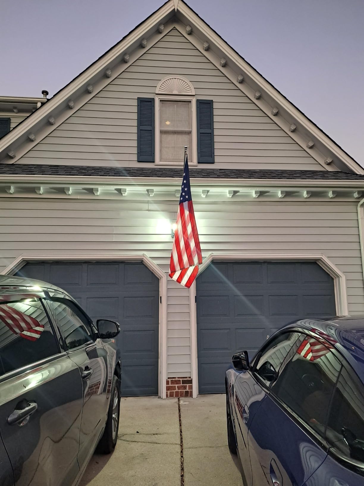 Abovizo 85W LED Security Lights Motion Sensor Light Outdoor, 8500LM Dusk to Dawn, IP65 Waterproof, 6500K, 3 Head Motion Detected Flood Light, Floodlight for Outside, Garage, Yard, Porch (White) customer photo 2