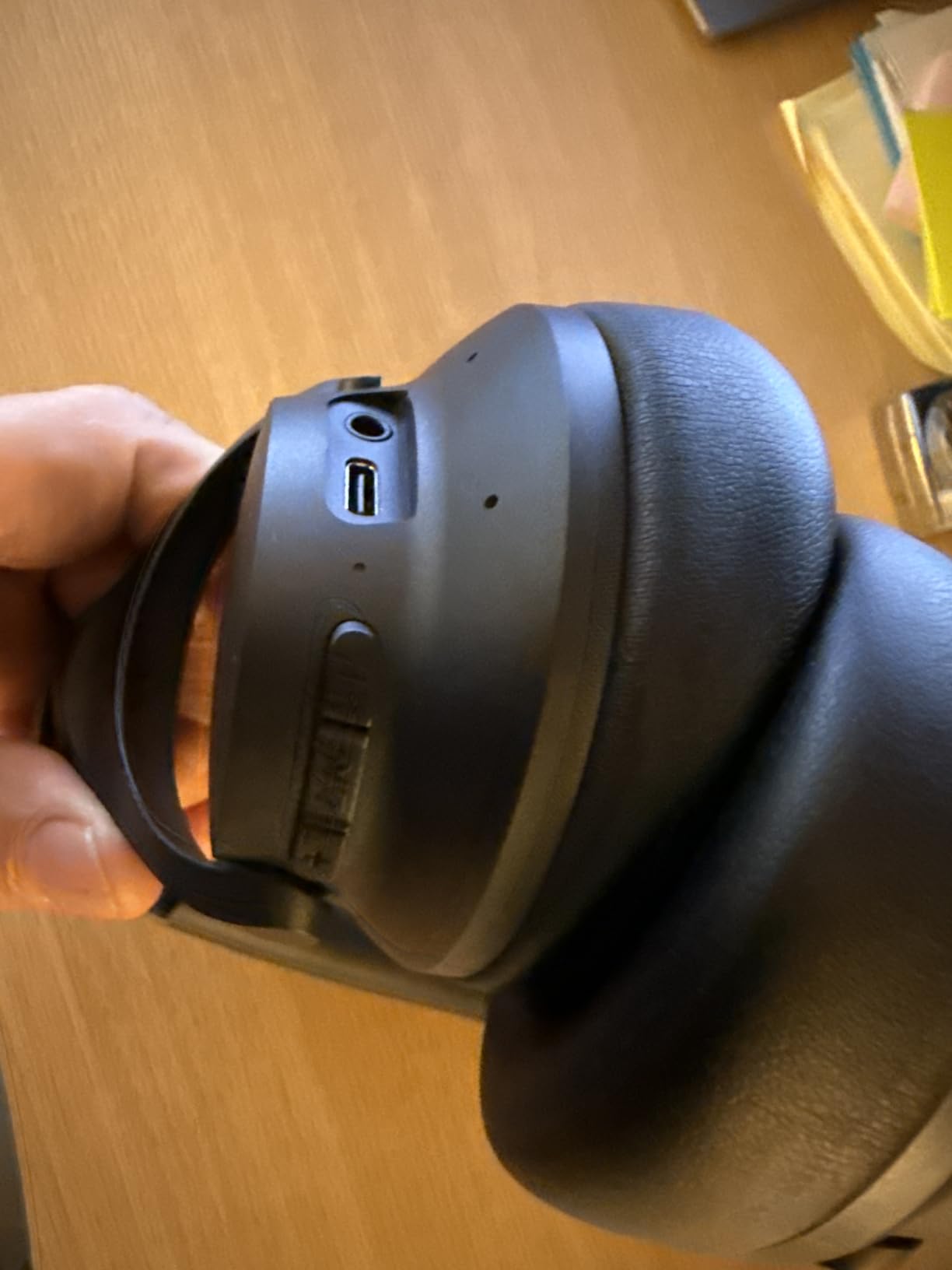 Soundcore by Anker Q20i Hybrid Active Noise Cancelling Headphones, White customer photo 1