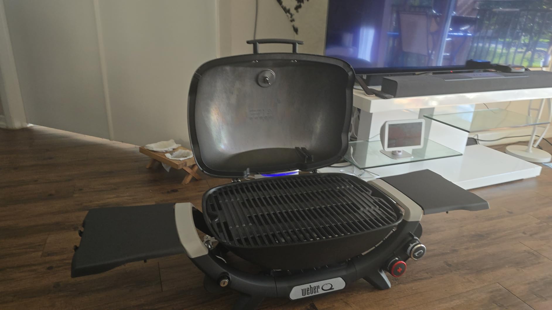 Weber Q 2800N+ Portable Grill, Propane Grill, Midnight Black | 250-700F Temp Range with Burner for Searing, Low-Temp Roasting, Camping Grill for Outdoor Cooking, Portable BBQ Grill customer photo 1