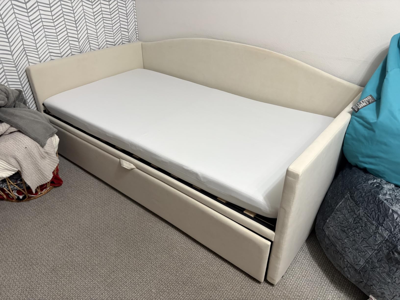 Zinus 12 Inch Queen Cooling Essential Memory Foam Mattress, Medium Feel customer photo 2